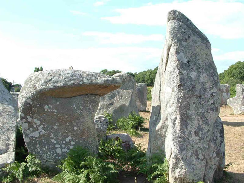 Bretagne, alignement de Kerzerho