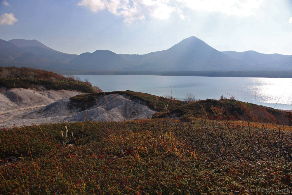 Lake Usori, Osorezan