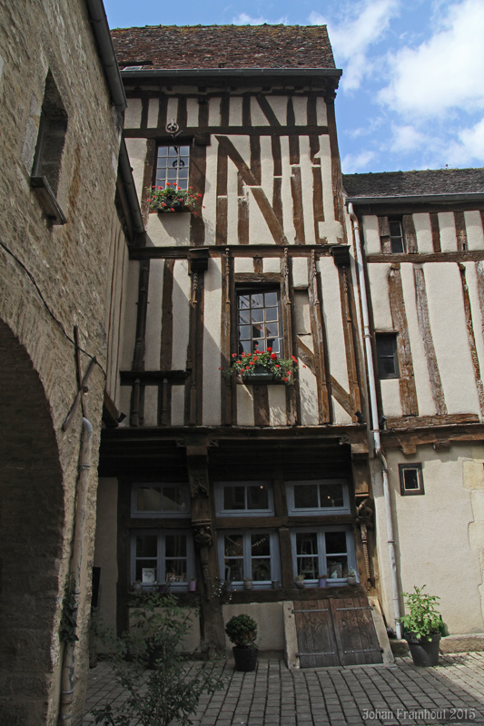 Noyers