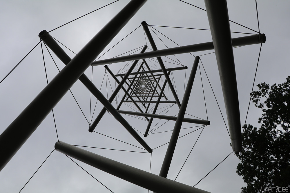 Kenneth Snelson, Needle tower II, 1968