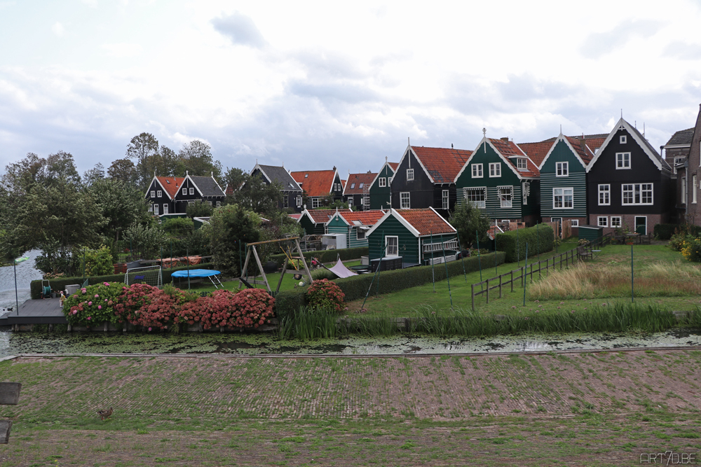 Marken