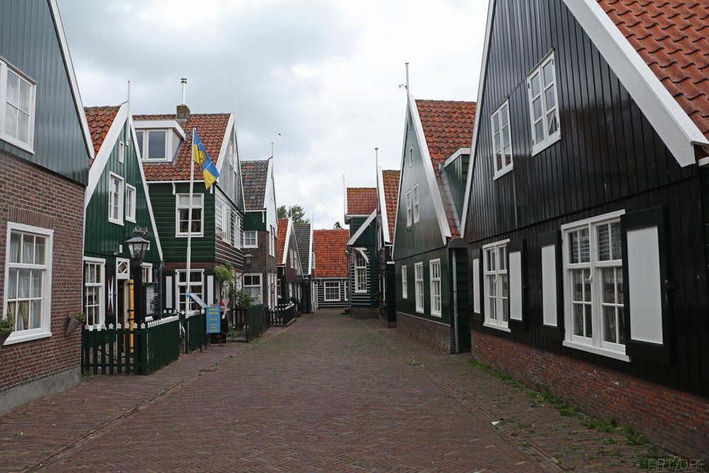 Marken