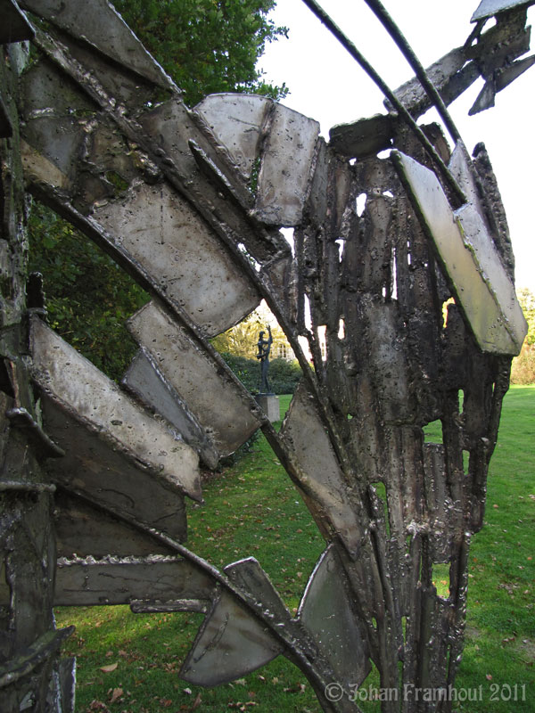 Art7d.be, Kunst in België, Fotografie van beelden in het Middelheim beeldenpark te Antwerpen, p1, herfst