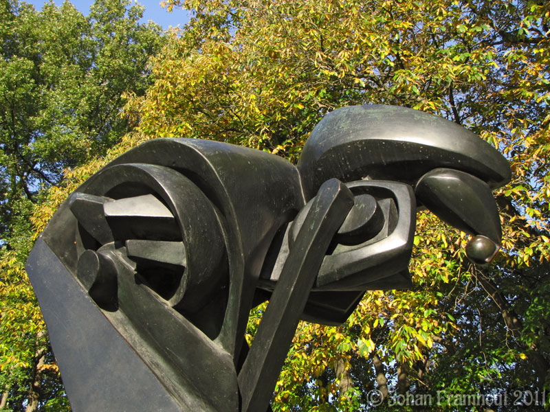 Art7d.be, Kunst in België, Fotografie van beelden in het Middelheim beeldenpark te Antwerpen, p1, herfst