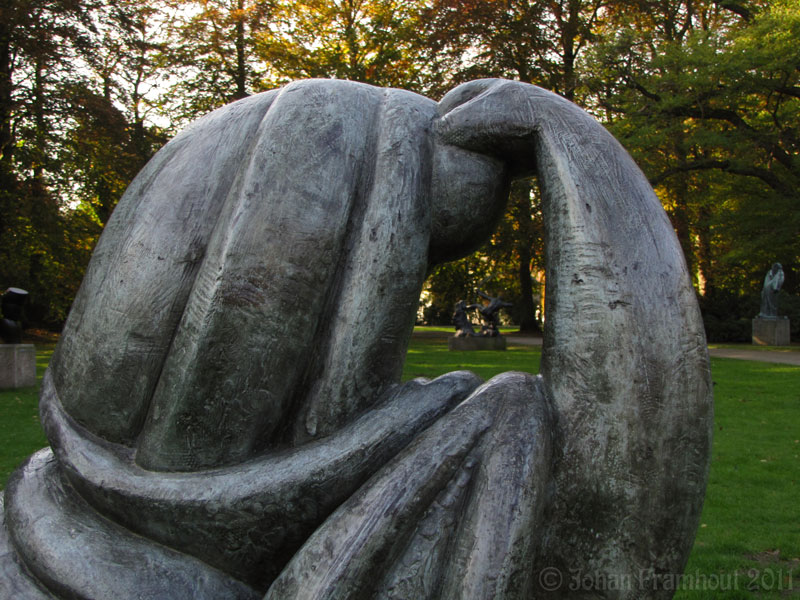 Art7d.be, Kunst in België, Fotografie van beelden in het Middelheim beeldenpark te Antwerpen, p1, herfst