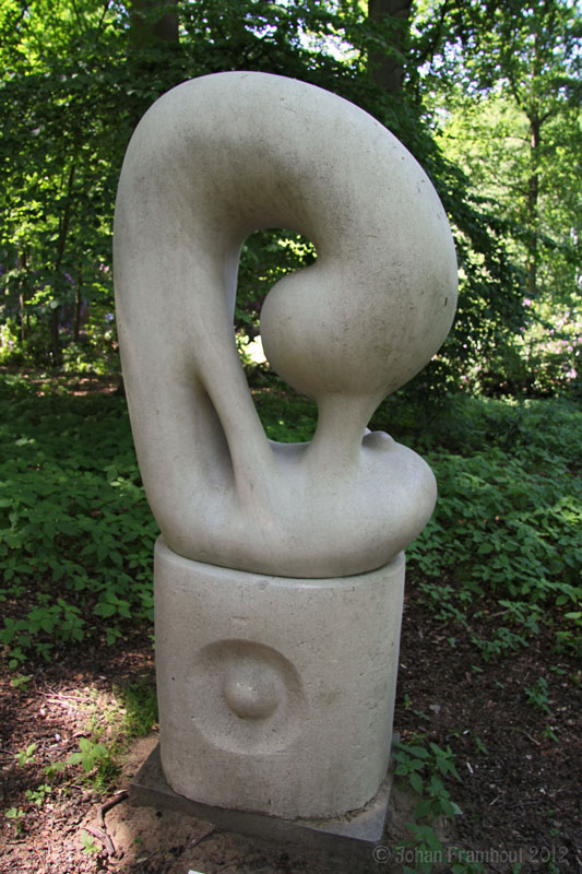 Art7d.be, Kunst in België, Fotografie van beelden in het Middelheim beeldenpark te Antwerpen, p2, lente