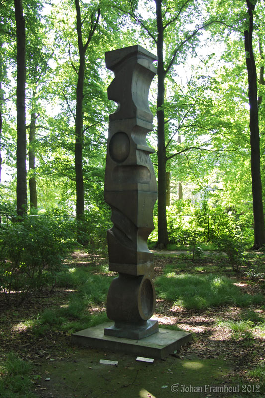 Art7d.be, Kunst in België, Fotografie van beelden in het Middelheim beeldenpark te Antwerpen, p2, lente