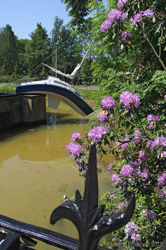 Art7d.be, Kunst in België, Fotografie van beelden in het Middelheim beeldenpark te Antwerpen, p2, lente