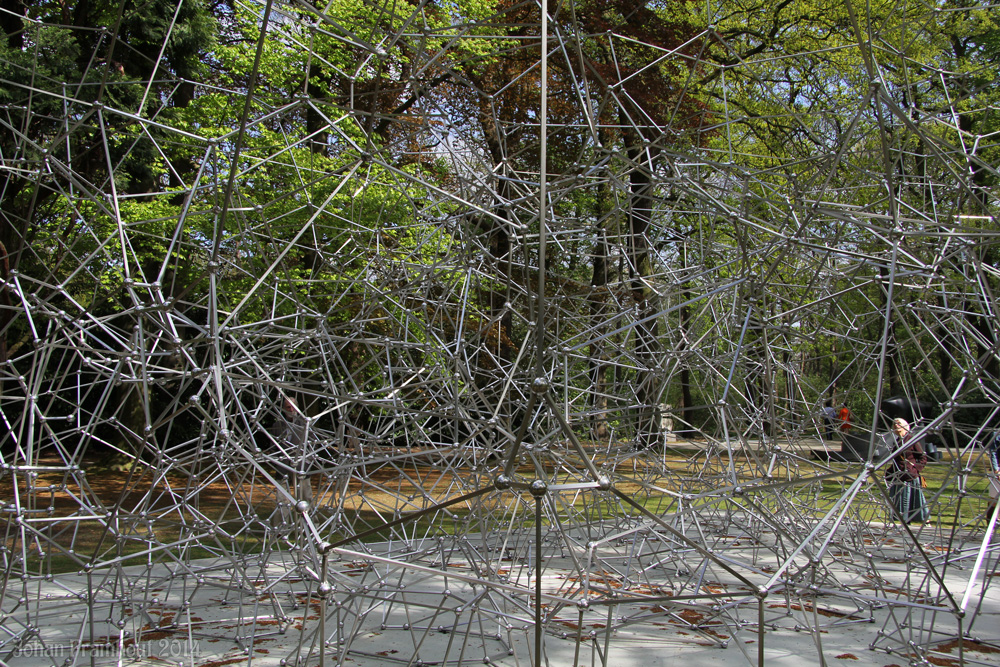 Art7d.be, Kunst in België, Fotografie van beelden in het Middelheim beeldenpark te Antwerpen, p2, lente